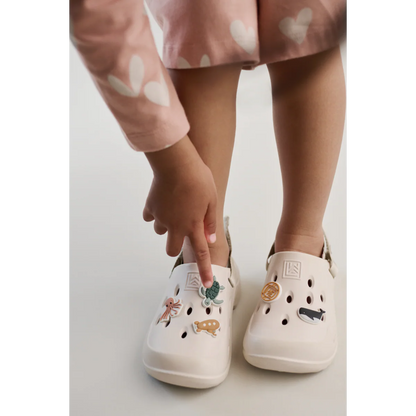 Beige Milas Sandalen/Clogs mit Charms von Liewood, Gr. 25-30