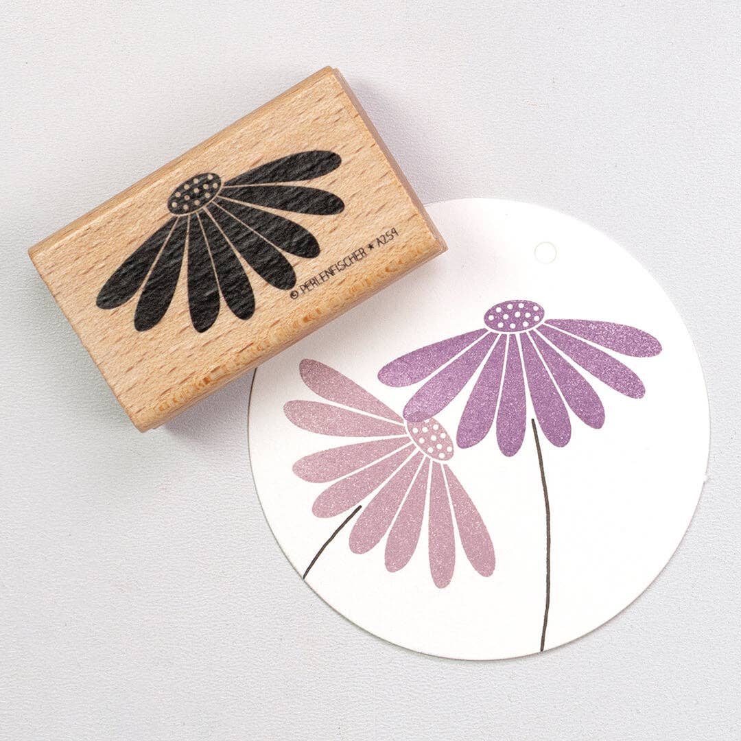 "Sun Hat" Stamp by Perlenfischer