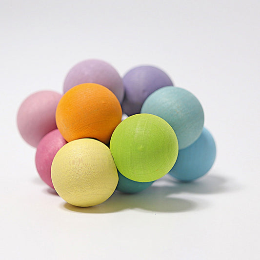 Pastellfarbender Regenbogen-Kugelgreifling von Grimms