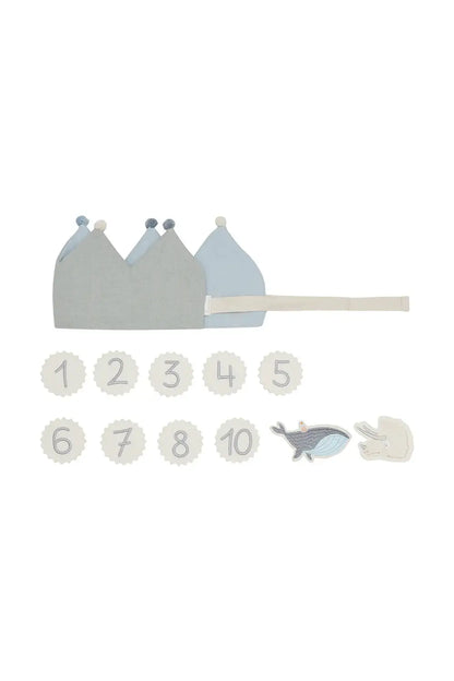 Blaue Geburtstagskrone "Blue" mit Patches von 1-10 von Leevje