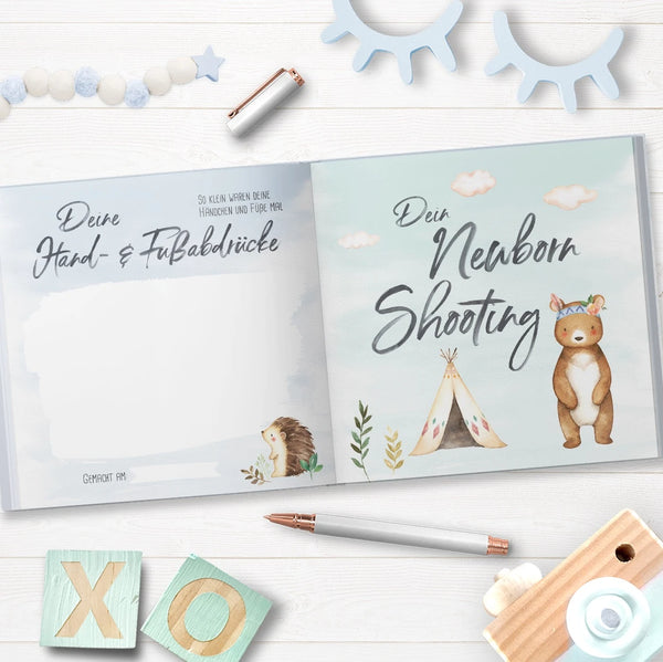 Blaues Babybuch "Hallo kleiner Schatz" - perfekt als Geschenkidee zur Geburt