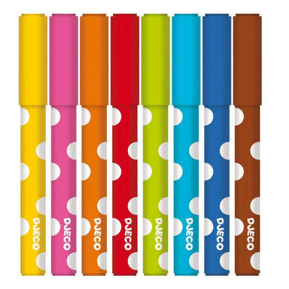 Set aus acht Djeco Filzstiften in Gelb, Pink, Orange, Rot, Grün, Hellblau, Dunkelblau und Braun für Kinder freigestellt bei Burgfrollein