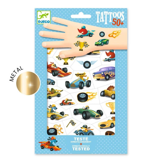 Djeco Tattoos Rennauto für Kinder Verpackung mit über 50 dermatologisch getesteten Motiven mit Metall-Effekt bei Burgfrollein