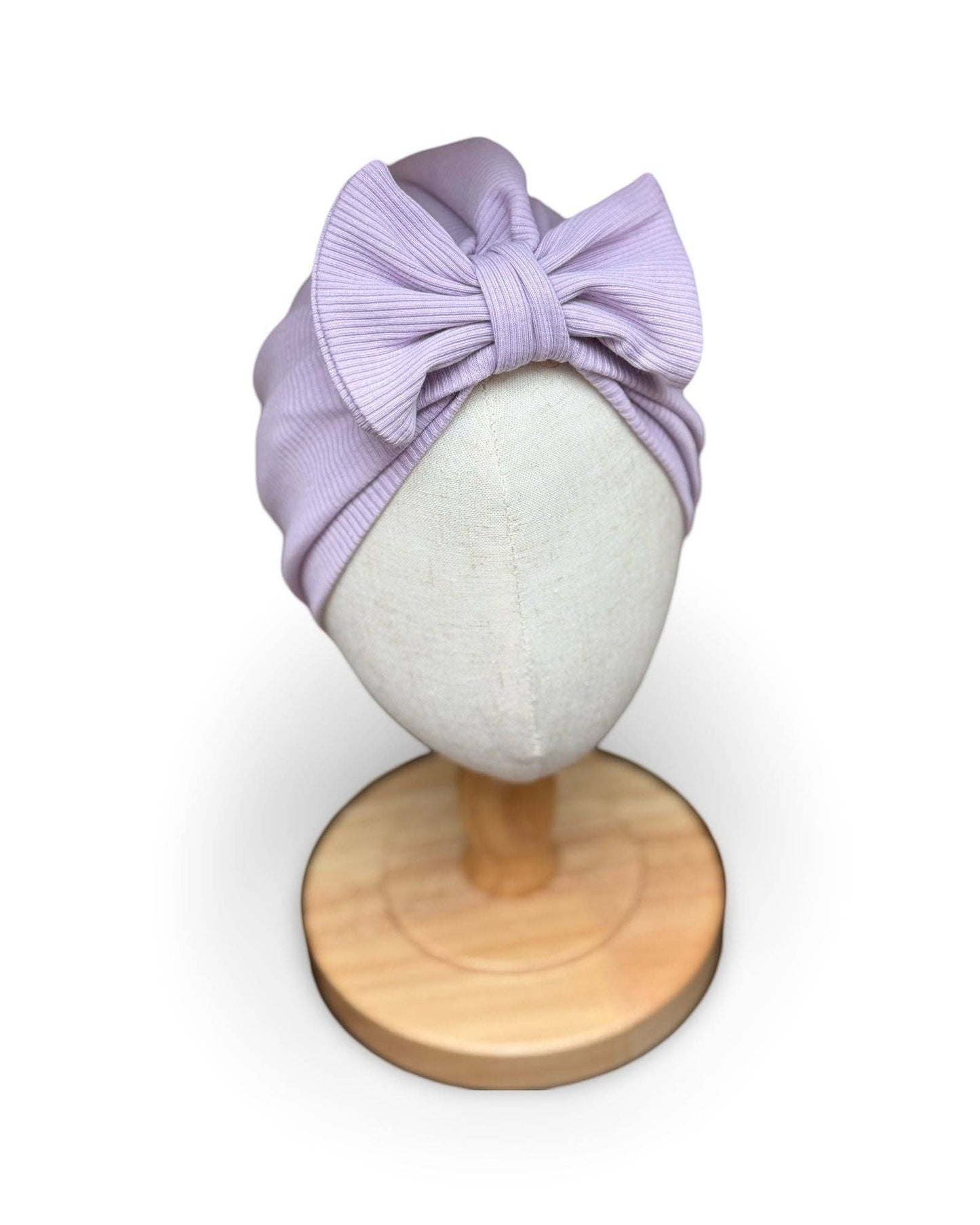 Violette Turban-Mütze mit Schleife von Fräulein Muh