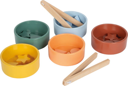 Montessori sorteerspel met houten pincet van Small Foot