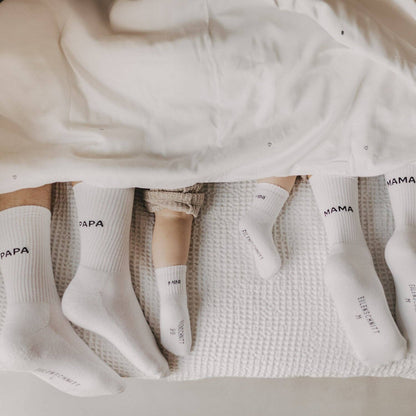 Socken mit "Papa" Aufschrift von Eulenschnitt, verschiedene Größen