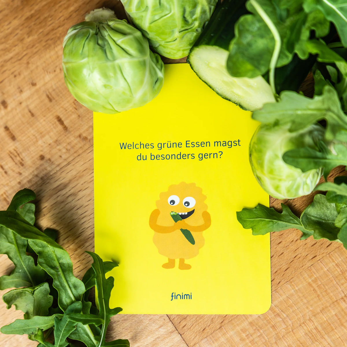 Finimi Ask & Task Frage-Karte "Welches grüne Essen magst du am liebsten?" mit frischem Gemüse – Gesprächsspiel für Kinder, ideal als Geschenk zum Familienessen oder Kindergeburtstag