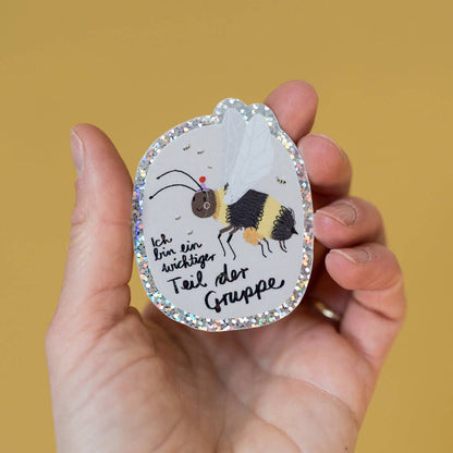 Nahaufnahme Glitzersticker Biene von Liesel's Wicht für Brotdose und Trinkflasche – Geschenkidee für Groß und Klein
