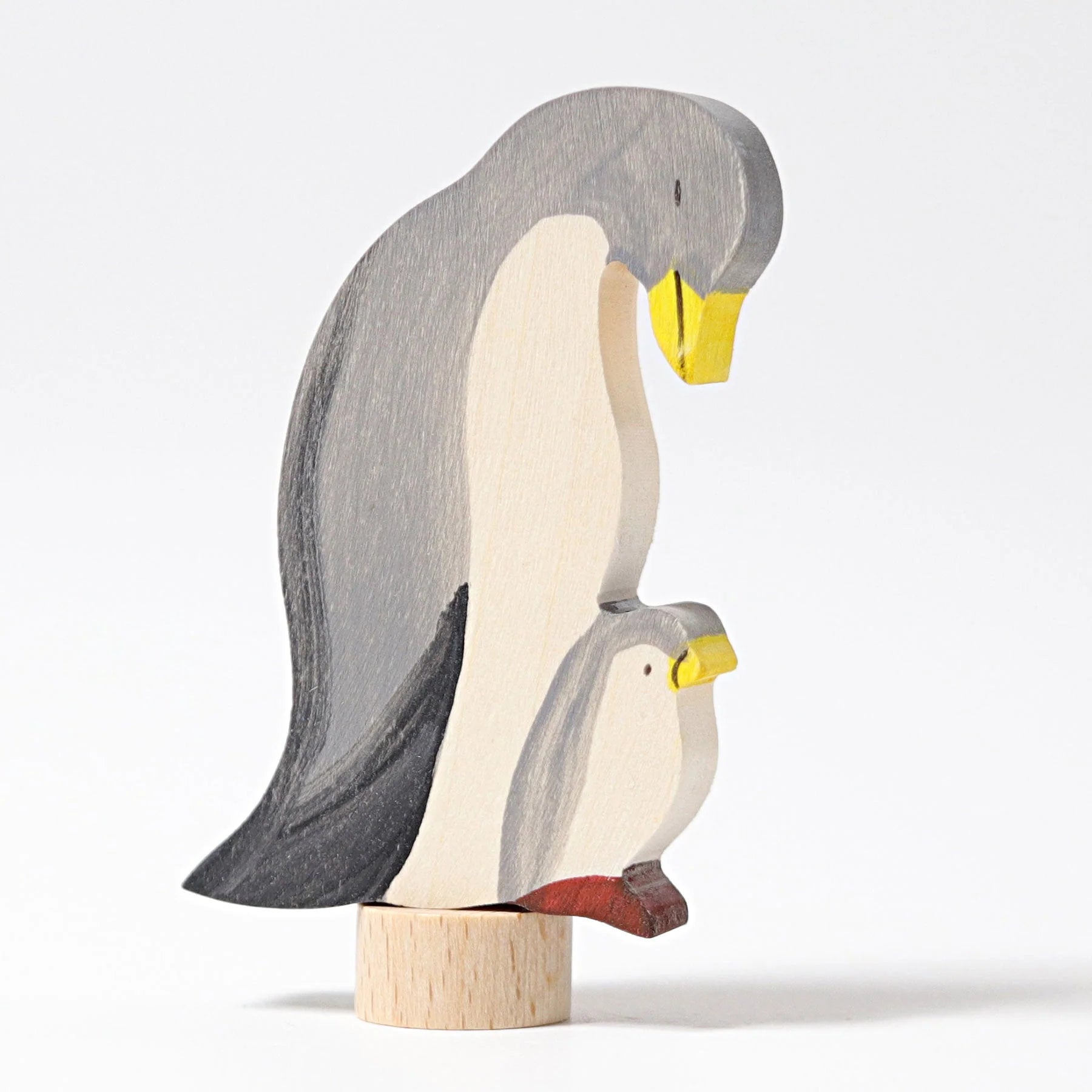 Steckfigur „Pinguine" von Grimm's aus Holz – Waldorf Holzfigur als Geburtstagsdeko für Festtagsring, Geburtstagskranz und Kindergeburtstag