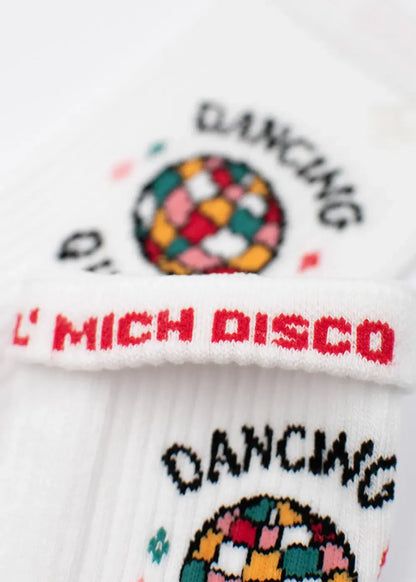 Detailansicht der J Clay Dancing Queen Tennissocke in Weiß für Erwachsene unisex mit buntem Discokugel-Motiv und Schriftzug bei Burgfrollein