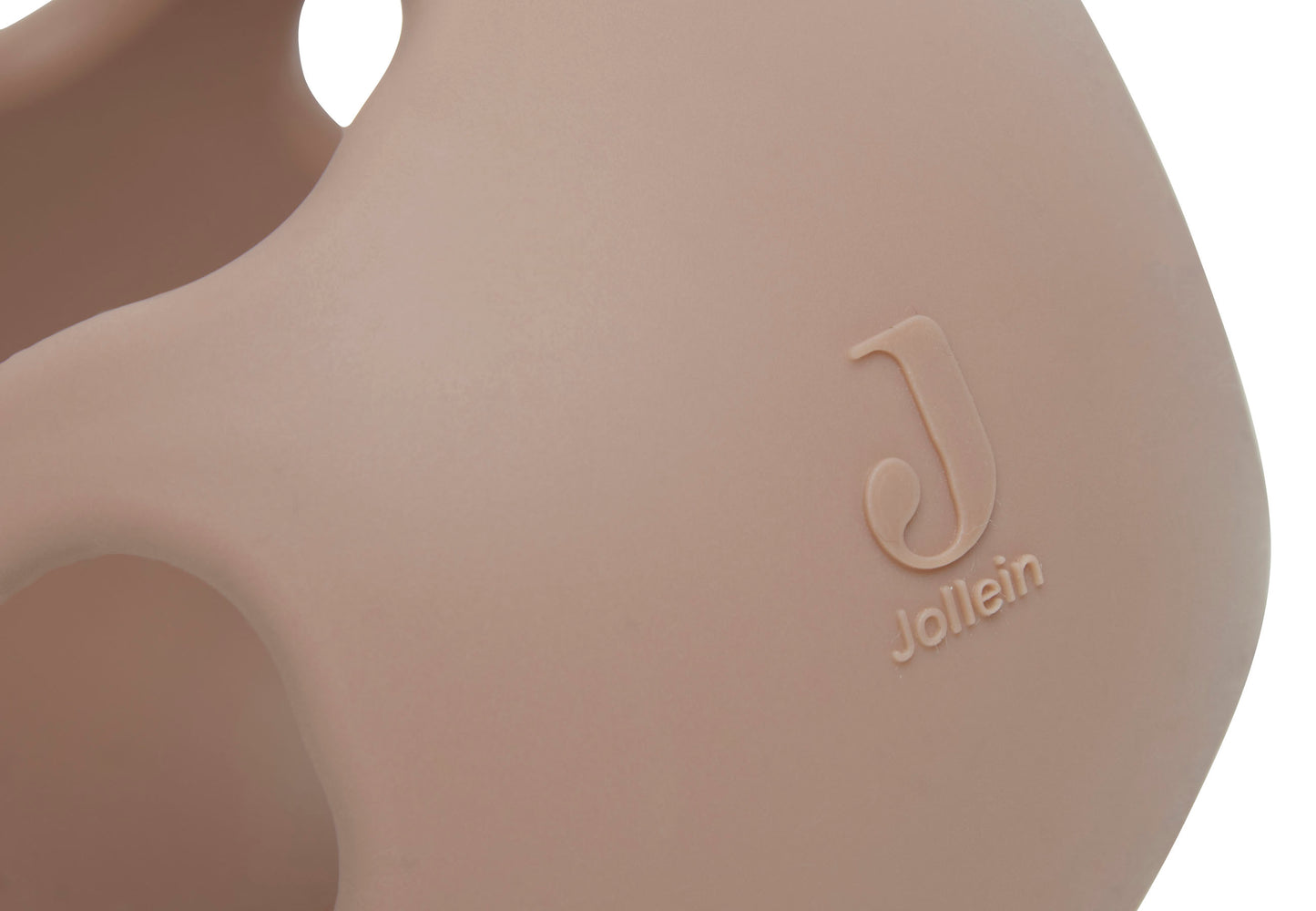 Nahaufnahme des eingeprägten Jollein-Logos auf dem Silikonball – Beißspielzeug für Babys