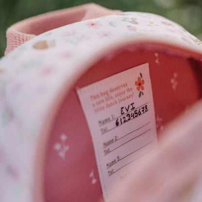 Little Dutch Kinderrucksack aus der Fairy Garden Kollektion in Rosa – Innenansicht mit Namensschild und Feldern für Telefonnummer, ideal für Kindergarten und Kita