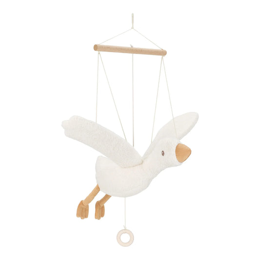 Little Dutch schwebende Gans aus der Little Goose Newborn Collection – plüschige Deko-Gans in Seitenansicht mit ausgebreiteten Flügeln, Holzaufhängung und Holzring für Kinderzimmer und Wickelbereich