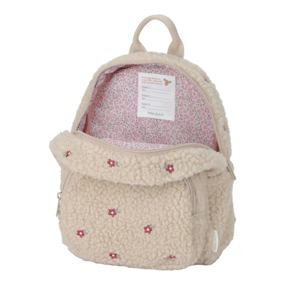 Little Dutch Teddy-Rucksack „Sand“ geöffnet – Innenansicht mit rosa Blumen-Innenfutter und Namensschild, Kinderrucksack aus weichem Teddyplüsch in Beige