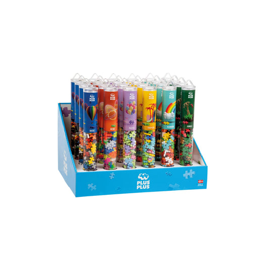 Plus-Plus Display mit verschiedenen Tubes à 100 Stück in den Farbwelten Basic, Neon, Pastel, Tropical, Rainbow und Glow – Kreativbausteine für Kinder ab 5 Jahren, geeignet für 2D- und 3D-Bauwerke