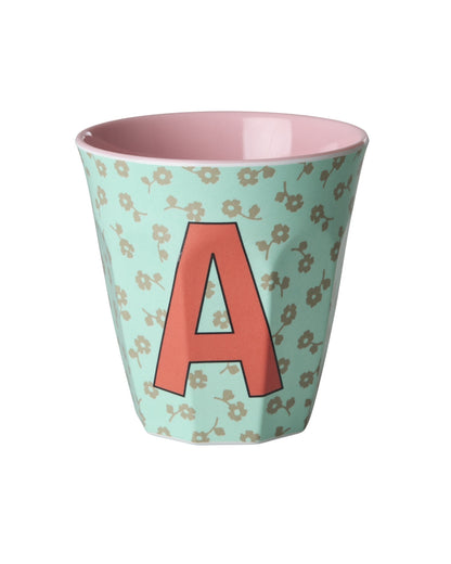 RICE Buchstabenbecher Flowers mit A und Blumenmuster, 250 ml – persönliches Geschenk zur Geburt