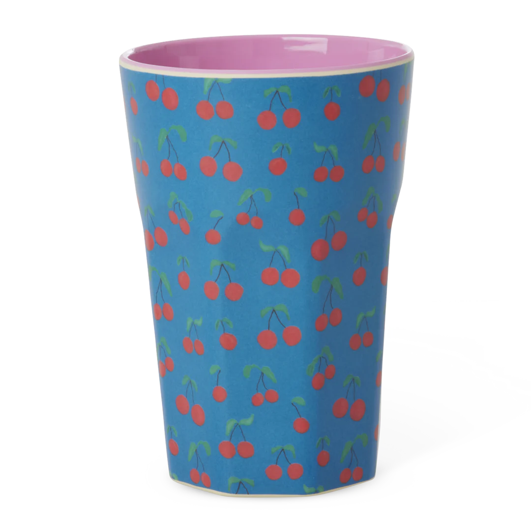 RICE großer Melamin-Becher Cherry Love in Blau mit Kirschen, 400 ml – Geschenk für Freundinnen