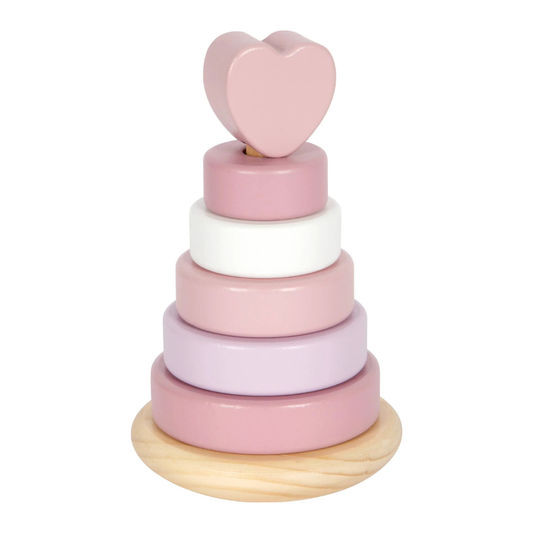 Steckturm aus Holz von Small Foot in Rosa mit Herz-Topper als Geschenkidee zum 1. Geburtstag freigestellt vor weißem Hintergrund bei Burgfrollein