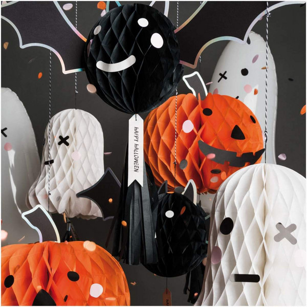 Dekoration für Halloween: Großer Kürbis zum Aufhängen