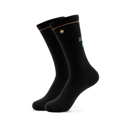 "Bitch, don´t kill my vibe" - schwarze Tennissocken von J. Clay für Frauen und Männer