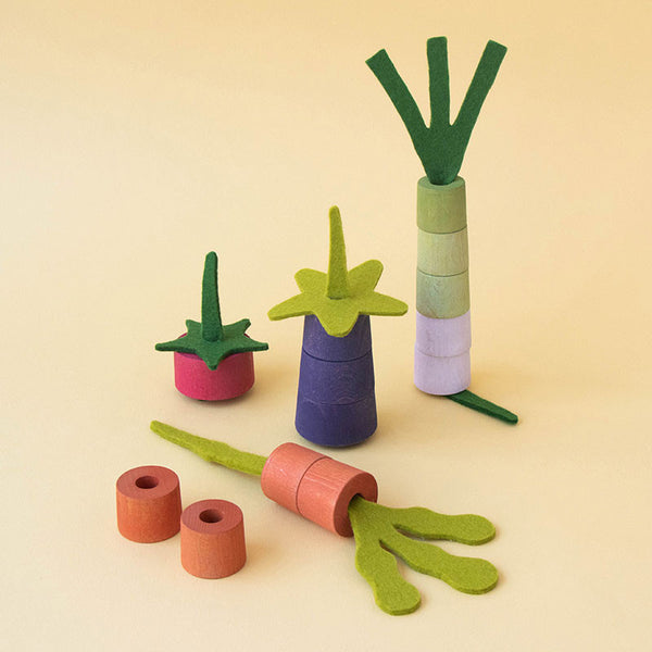Fädelspiel "Veggies" aus Holz für Kinder ab 2 Jahren