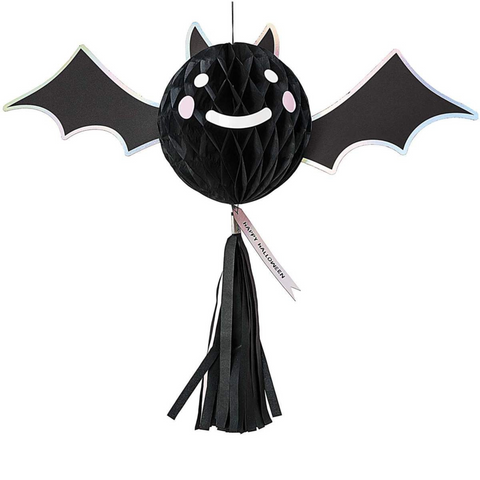 Dekoration für Halloween: Fledermaus zum Aufhängen