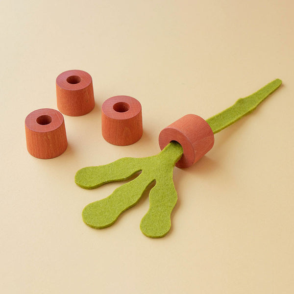 Fädelspiel "Veggies" aus Holz für Kinder ab 2 Jahren