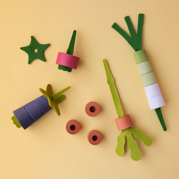 Fädelspiel "Veggies" aus Holz für Kinder ab 2 Jahren