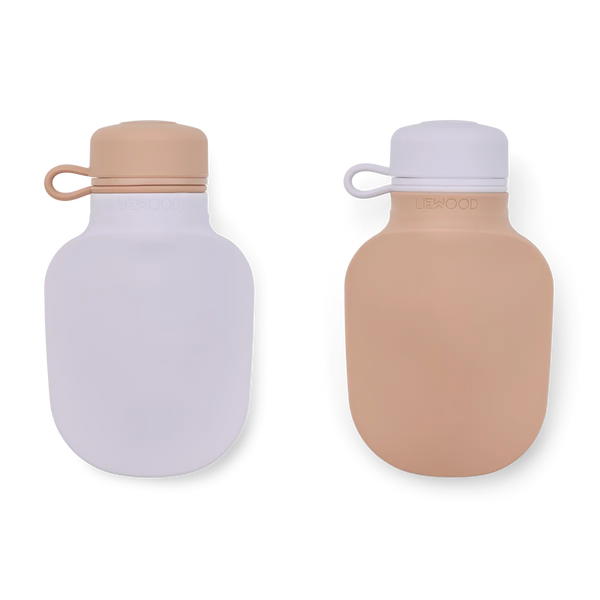 Wiederverwendbare Smoothieflasche aus Silikon von Liewood, rosa/lila