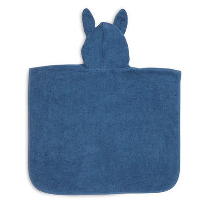 Rückansicht des blauen Jollein Badeponchos mit Hasenohren-Kapuze aus weichem Frottee