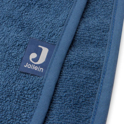 Jollein Markenlabel am blauen Frottee-Badeponcho – hochwertige Qualität als Geschenk zur Geburt