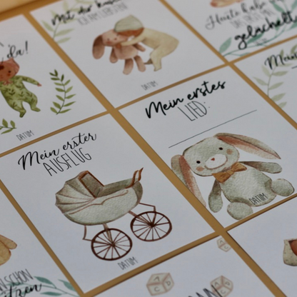 Detailansicht Meilensteinkarten fürs erste Lebensjahr des Babys mit Aquarell-Motiven wie Kinderwagen und Hase – Geschenkidee zur Geburt oder Babyparty von Burgfrollein