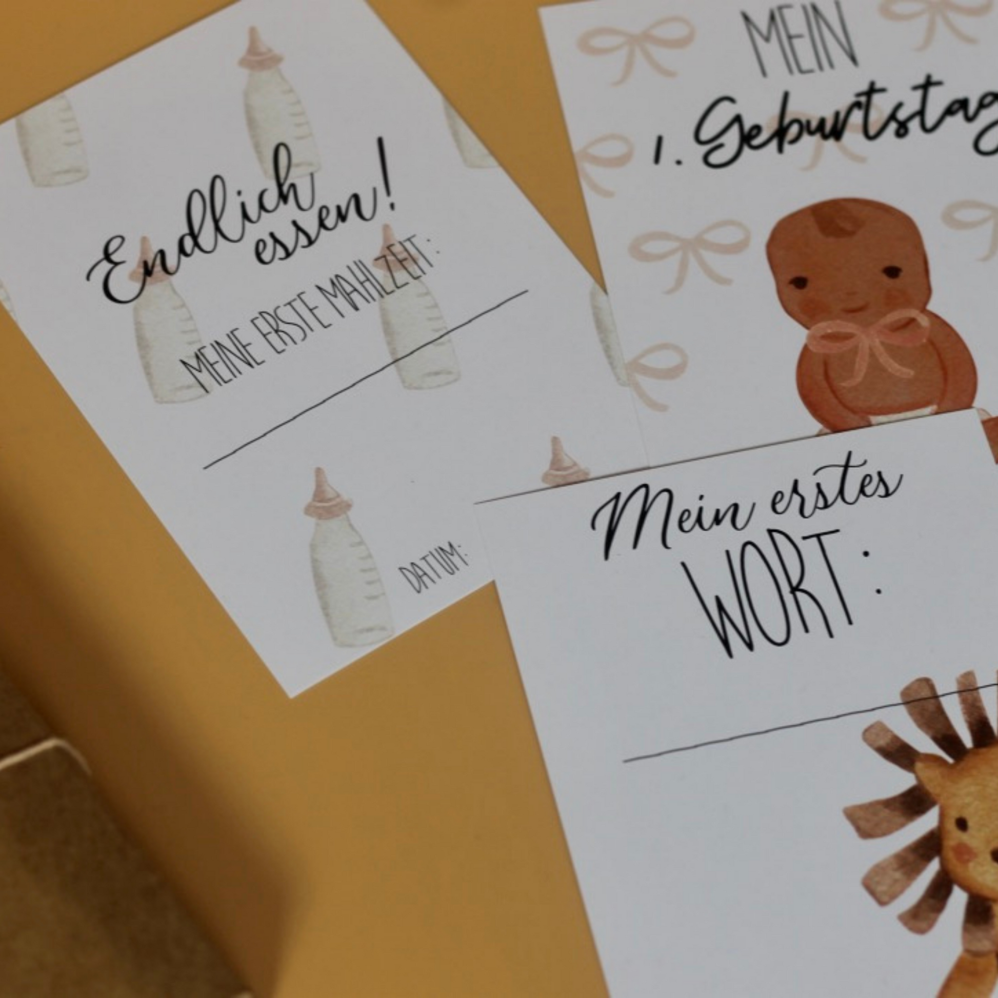 Meilensteinkarten fürs Baby mit Motiven Endlich essen, Mein 1. Geburtstag und Mein erstes Wort – schöne Geschenkidee zur Geburt oder Babyparty von Burgfrollein